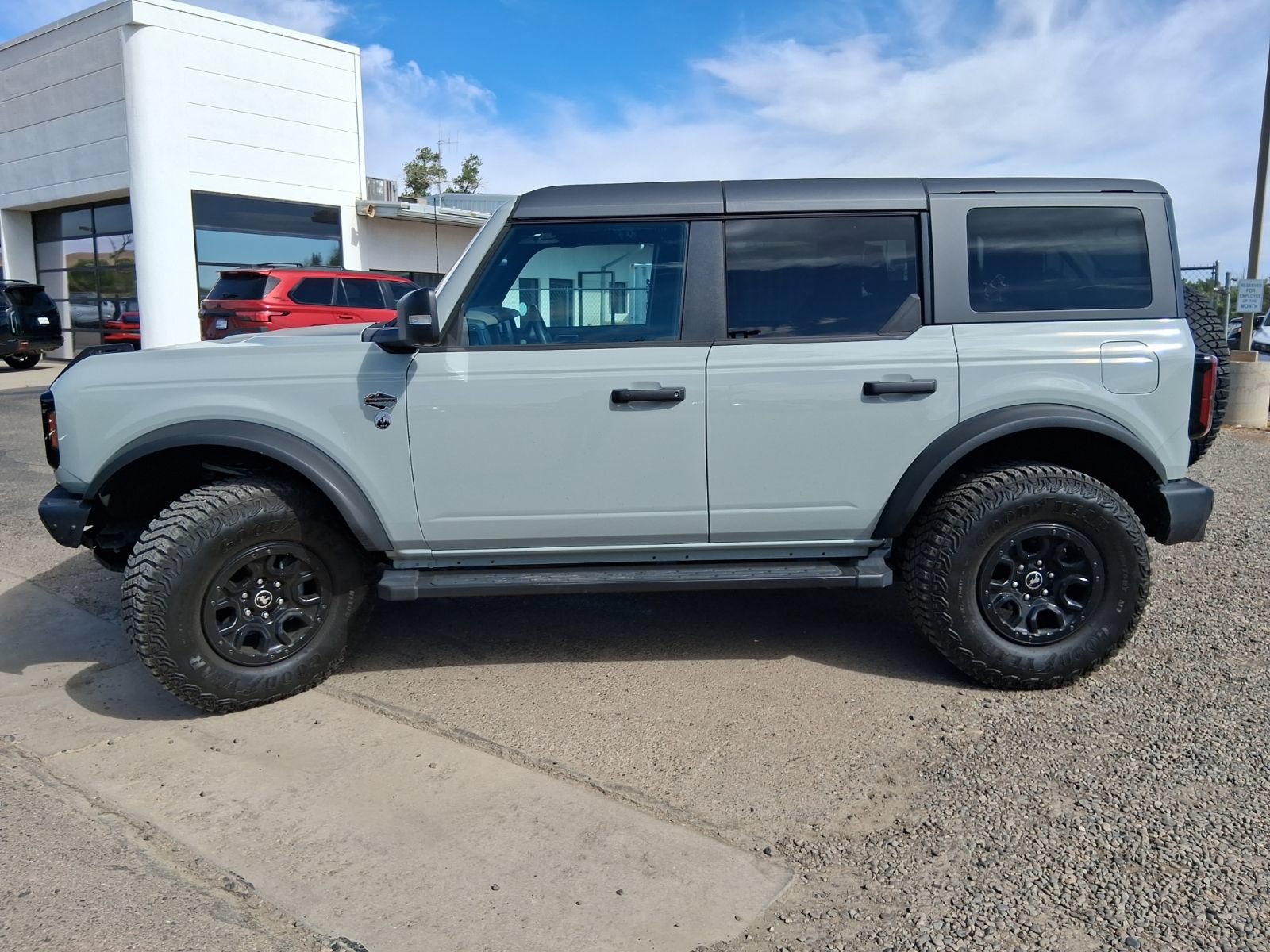 ford bronco 4-door 2024 1FMEE2BP0RLB44541 image ford bronco 4-door 2024 1FMEE2BP0RLB44541 image